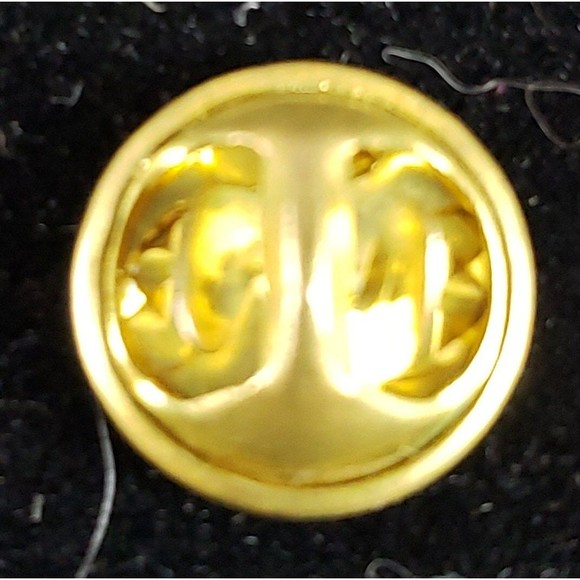 Vintage Unsigned Duck With Hat Walking Among The Flowers Pin, Metal Lapel Pin - Picture 8 of 10